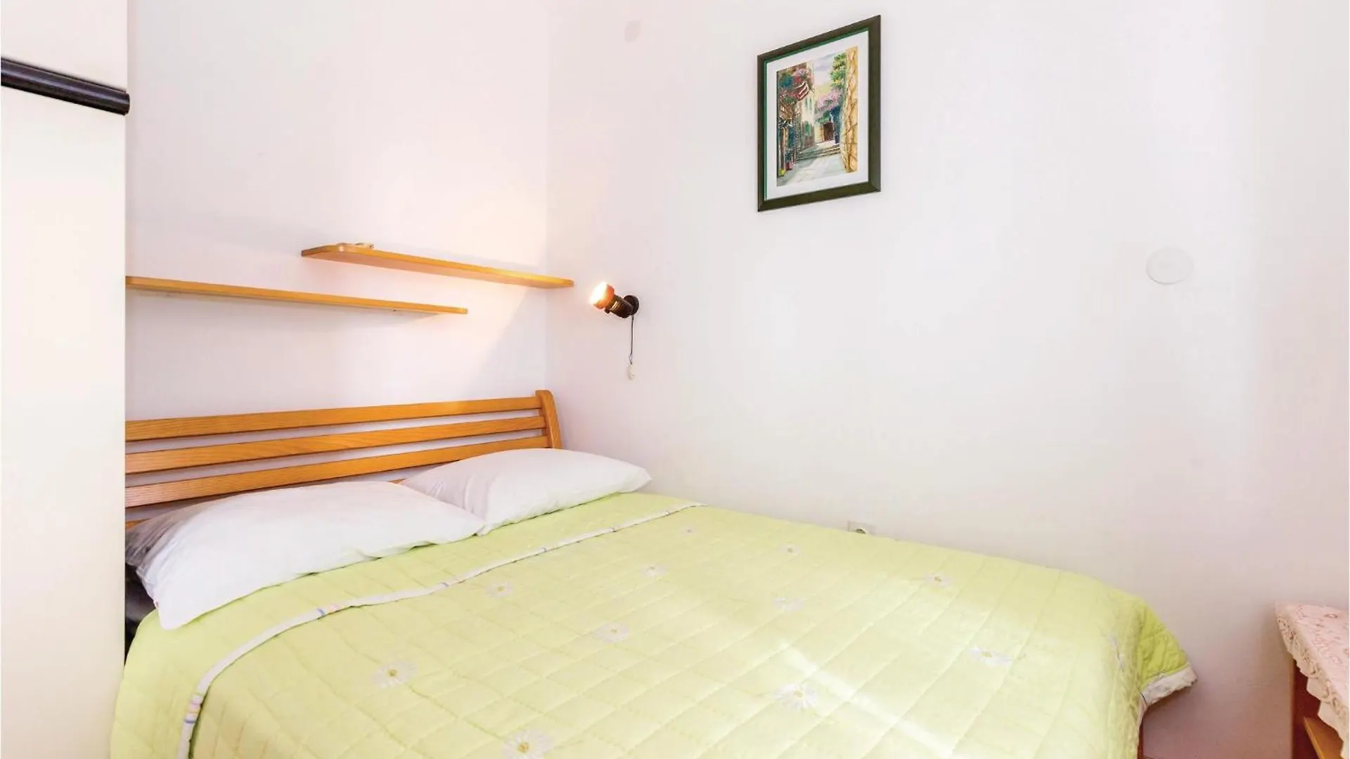 2 Bedroom Gorgeous Apartment In Jadranovo Croatia
