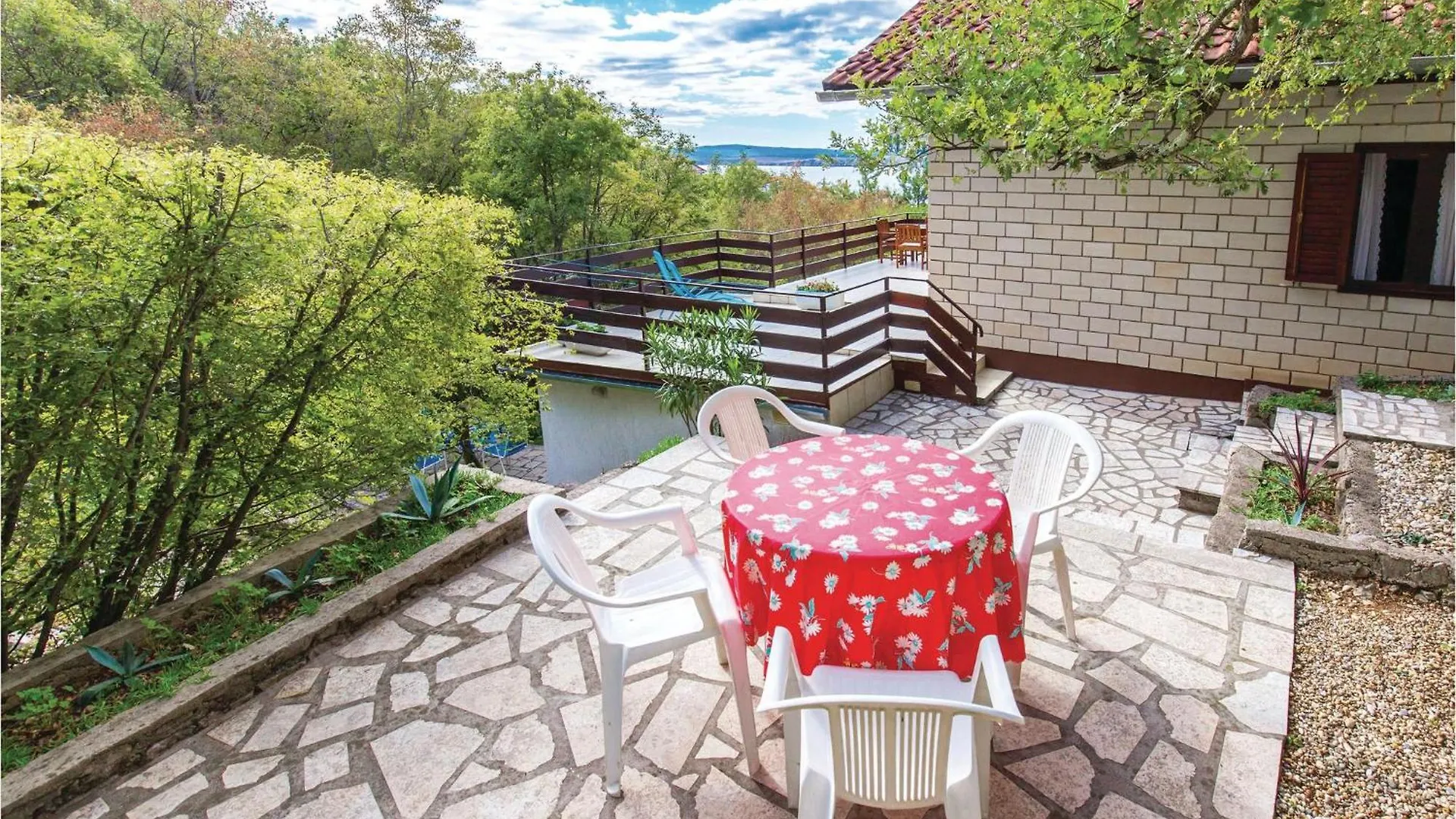 2 Bedroom Gorgeous Apartment In Jadranovo Croatia