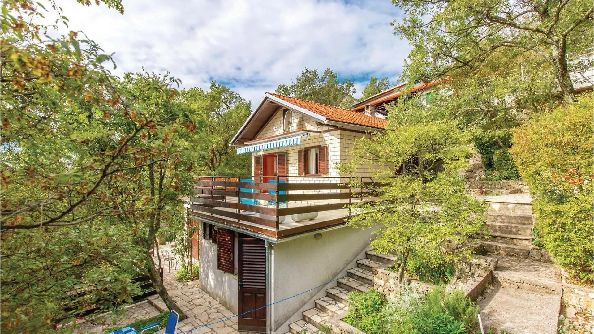 2 Bedroom Gorgeous Apartment In Jadranovo Croatia